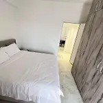 Floridas Apartment