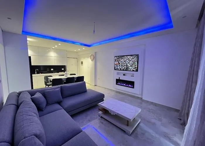 Floridas Apartment
