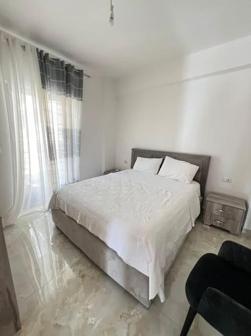 Floridas Apartment Apartamento Sarandë